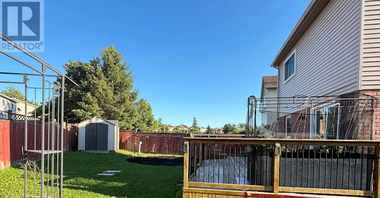 27 Lindsay Court, Barrie, ON, L4M 6G5 - 32