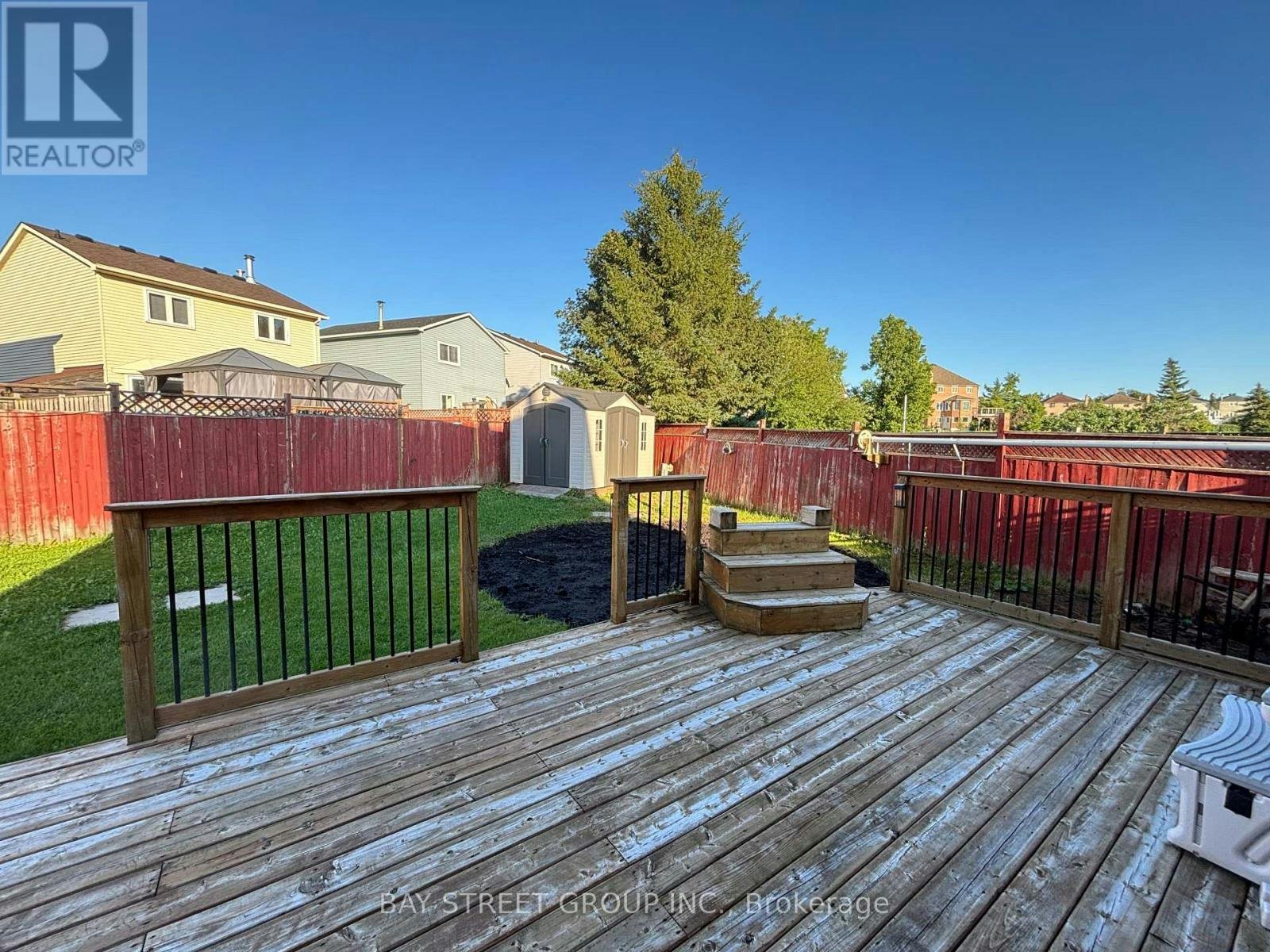 27 Lindsay Court, Barrie, ON, L4M 6G5 - 30