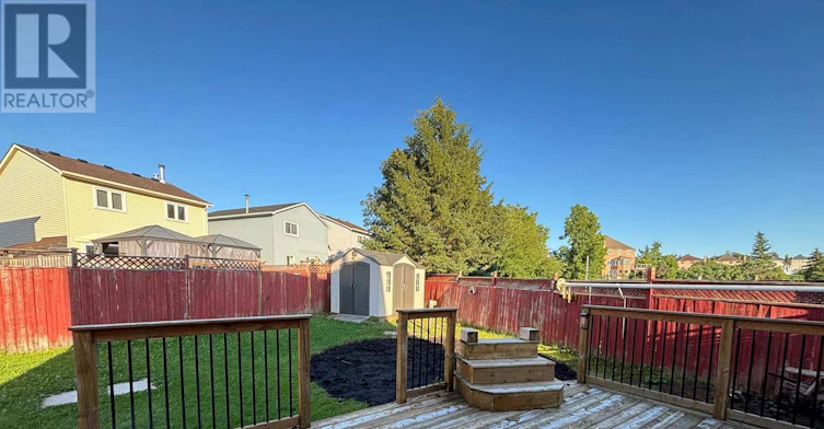 27 Lindsay Court, Barrie, ON, L4M 6G5 - 30