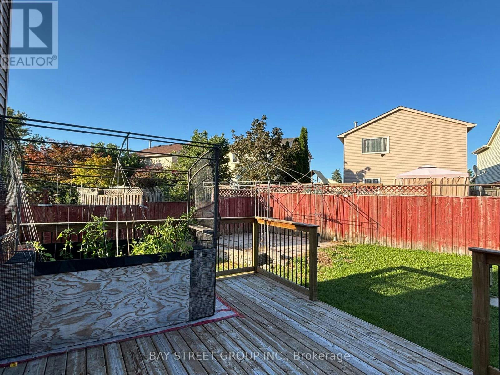 27 Lindsay Court, Barrie, ON, L4M 6G5 - 31