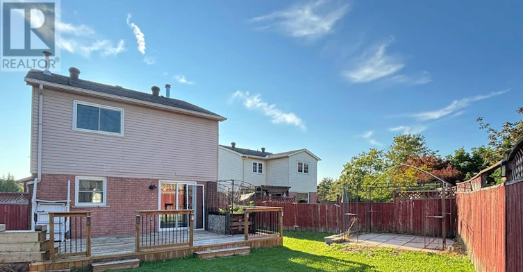 27 Lindsay Court, Barrie, ON, L4M 6G5 - 29