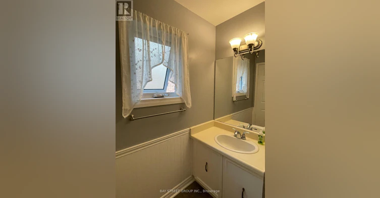 27 Lindsay Court, Barrie, ON, L4M 6G5 - 13