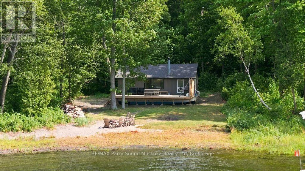 169 Paradise Lane, Carling, ON, P2A 2X4
