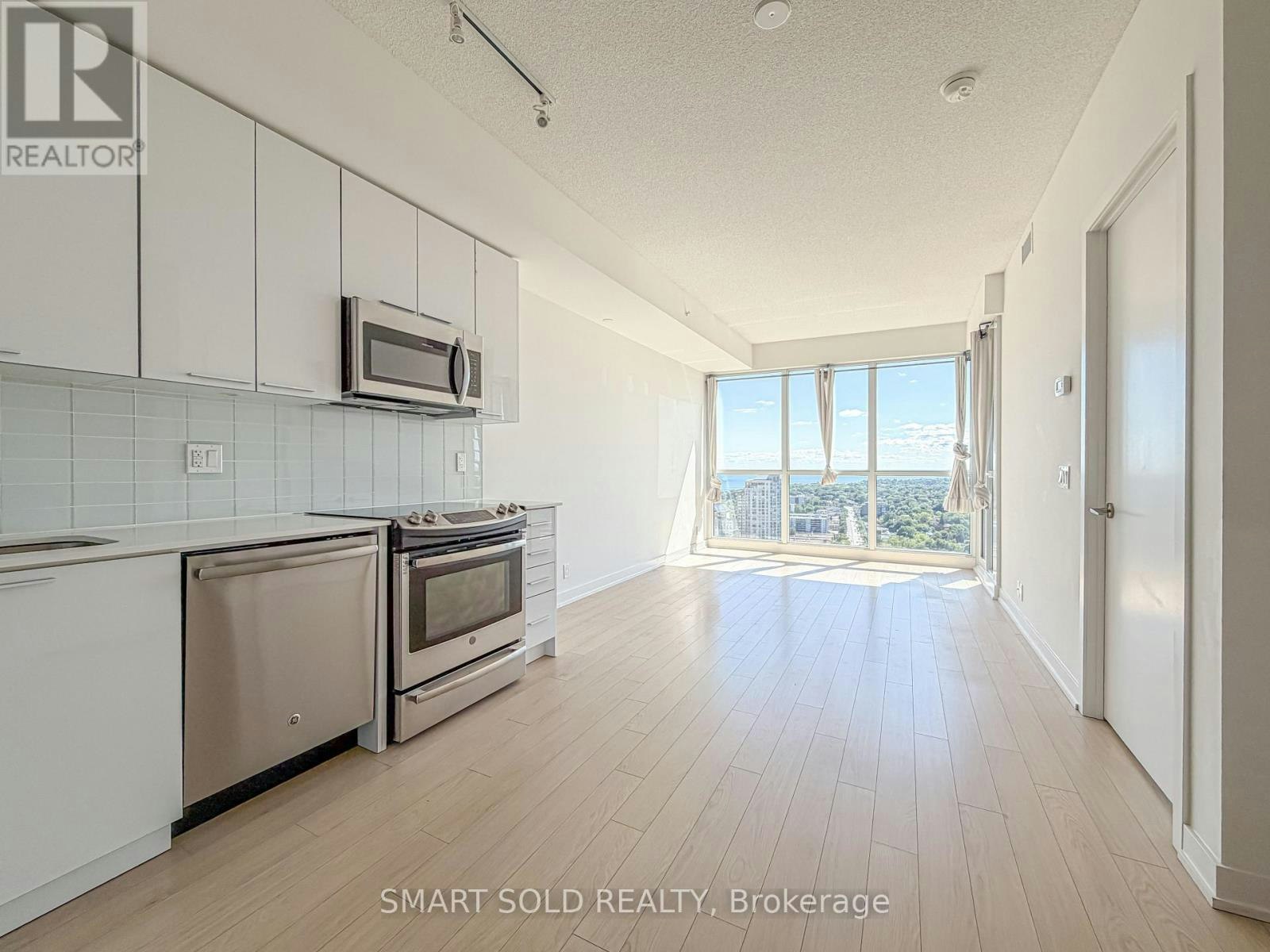 3002-10 Park Lawn Road, Toronto, ON, M8Y 0H9 - 2