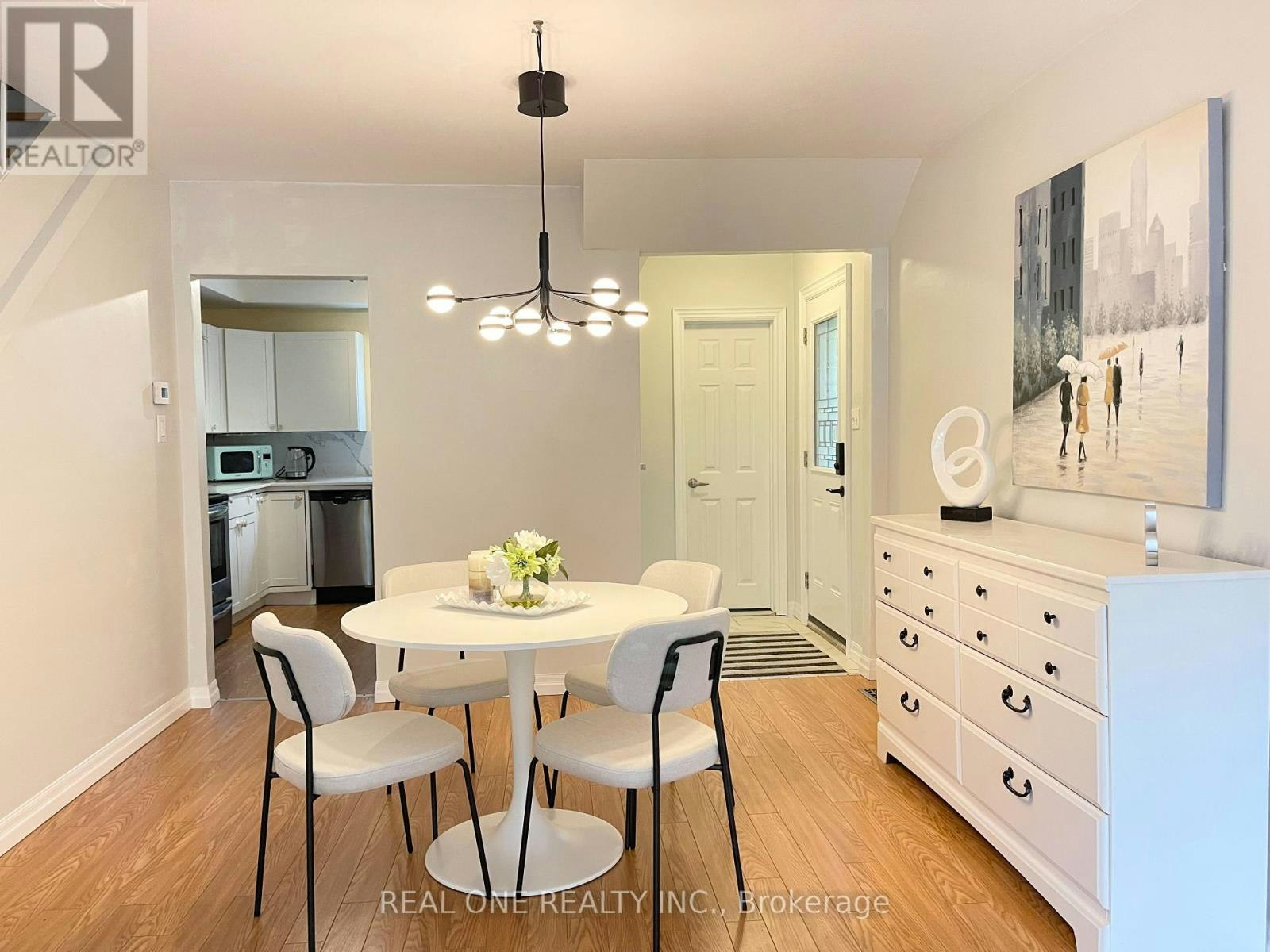 290 Westcourt Place, Waterloo, ON, N2L 2R7 - 9