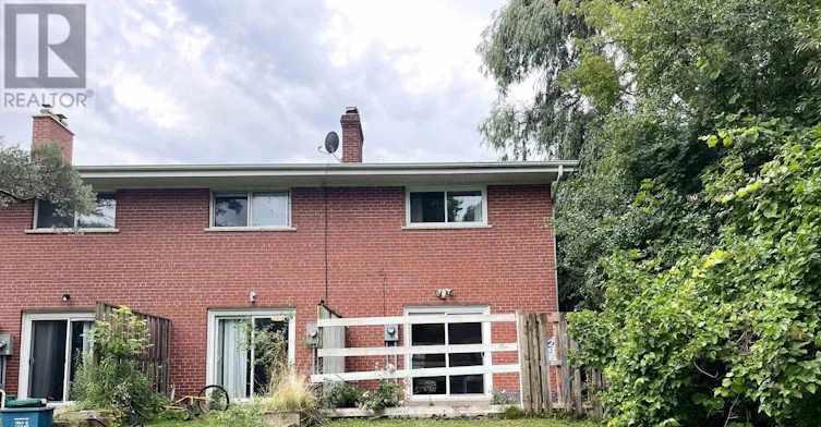 290 Westcourt Place, Waterloo, ON, N2L 2R7 - 33