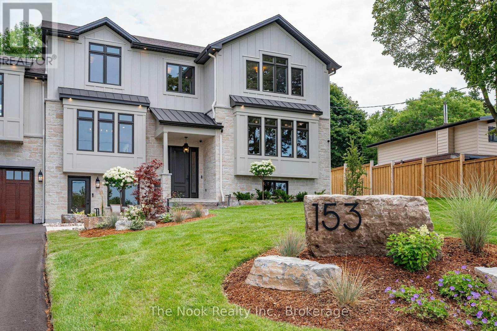 153 Elizabeth Crescent N, Whitby, ON, L1N 3S1