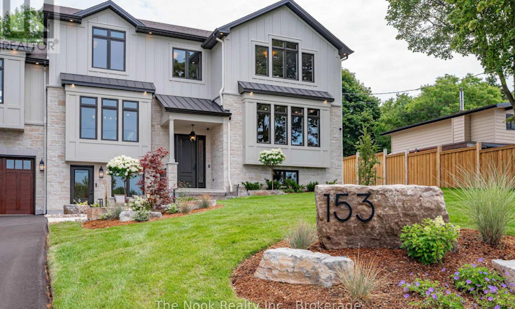153 Elizabeth Crescent N