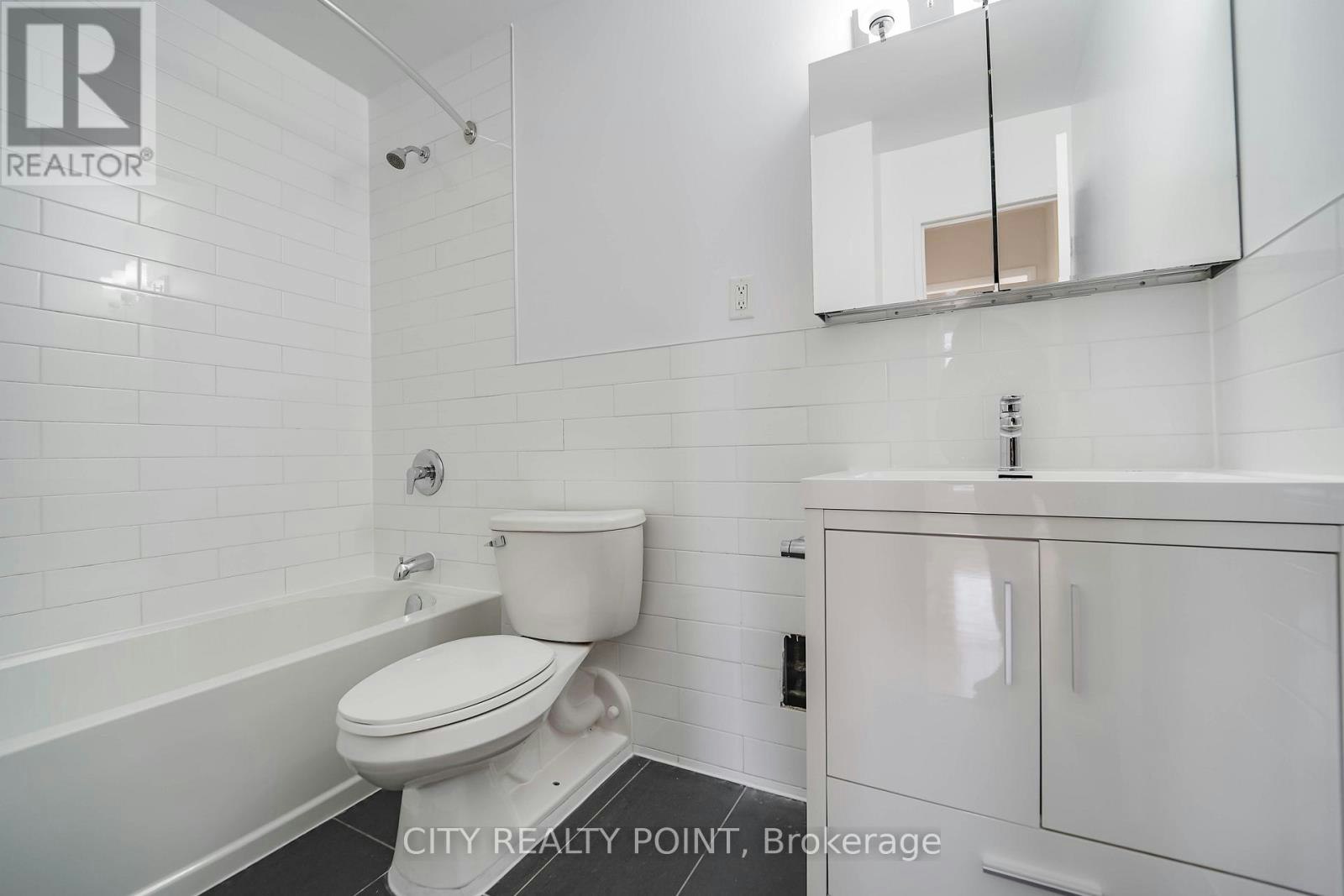 610-666 Spadina Avenue, Toronto, ON, M5S 2H8 - 8