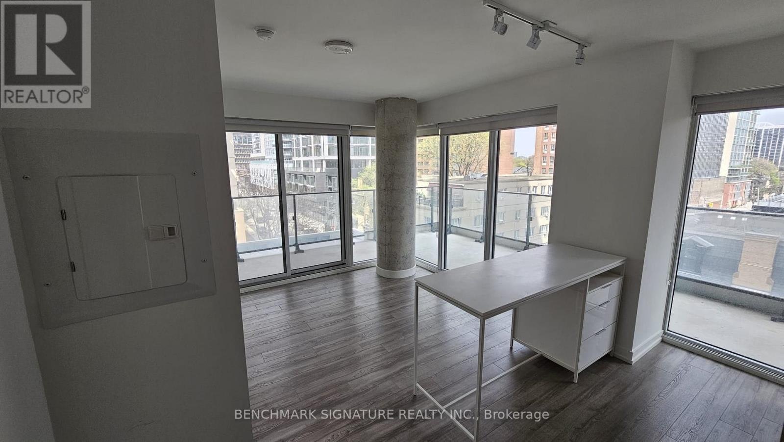 610-77 Shuter Street, Toronto, ON, M5B 0B8 - 12