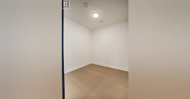 812-91 Montclair Avenue, Toronto, ON, M5P 0B1 - 5