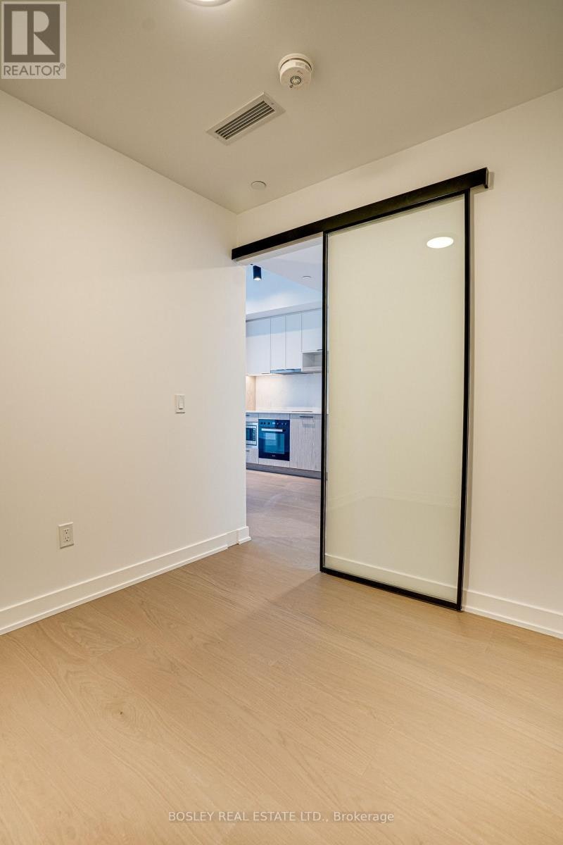 812-91 Montclair Avenue, Toronto, ON, M5P 0B1 - 6