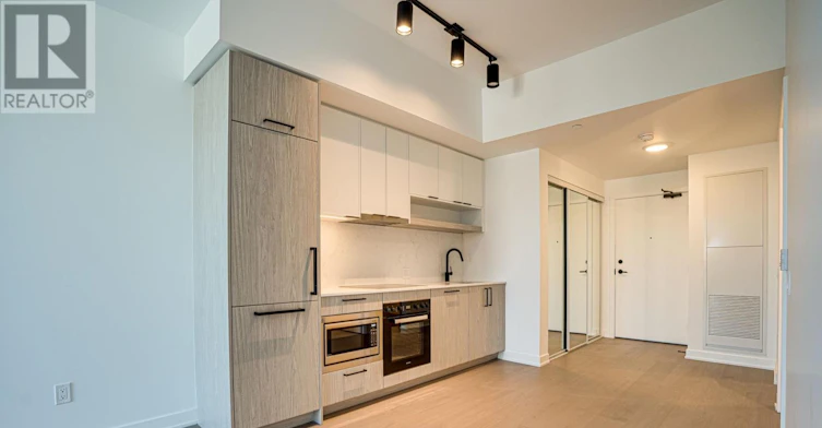 812-91 Montclair Avenue, Toronto, ON, M5P 0B1 - 16