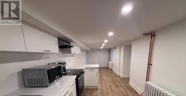 10-1311 Pape Avenue, Toronto, ON, M4K 3W9 - 2