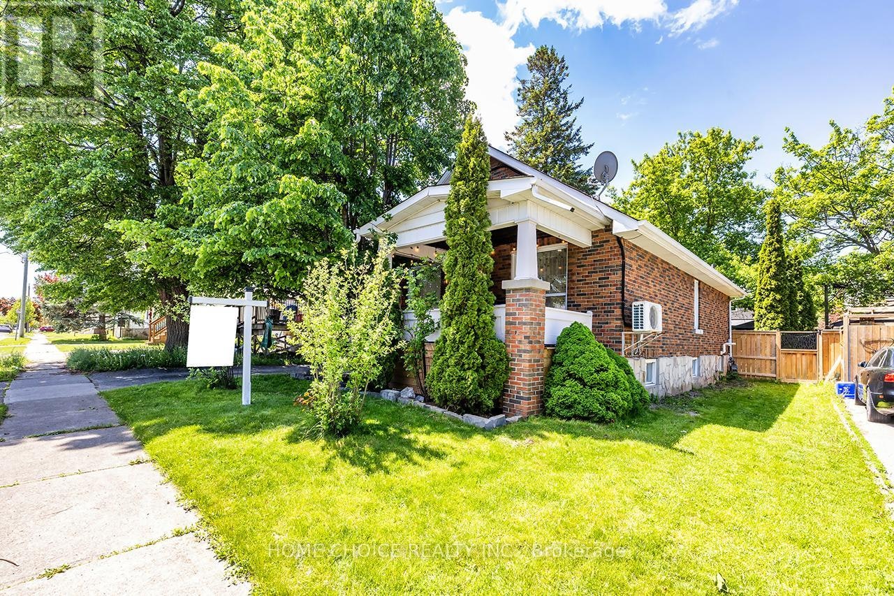 140 Gladstone Avenue, Oshawa, ON, L1J 4E7