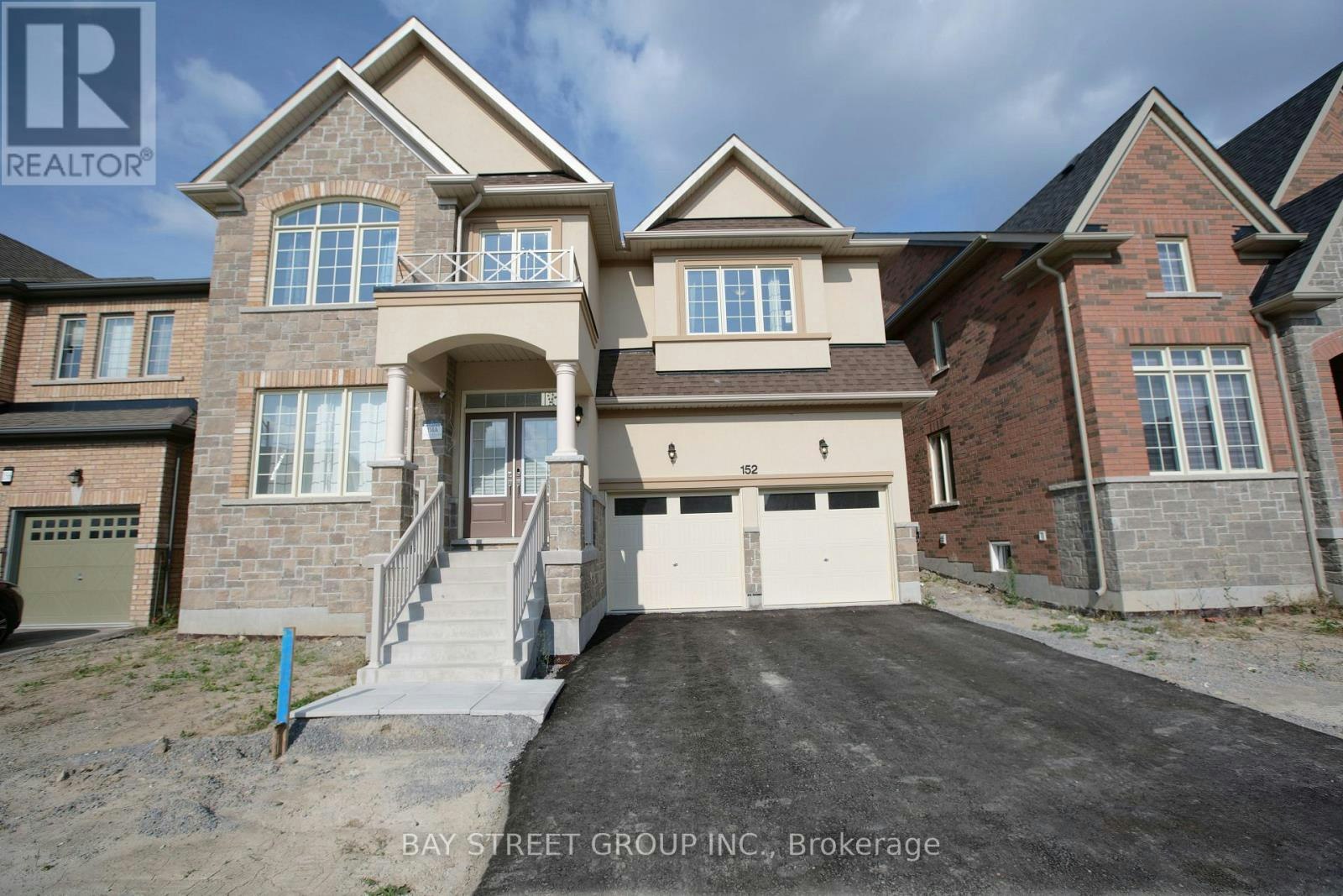 152 Ben Sinclair Avenue, East Gwillimbury, ON, L9N 0Z2