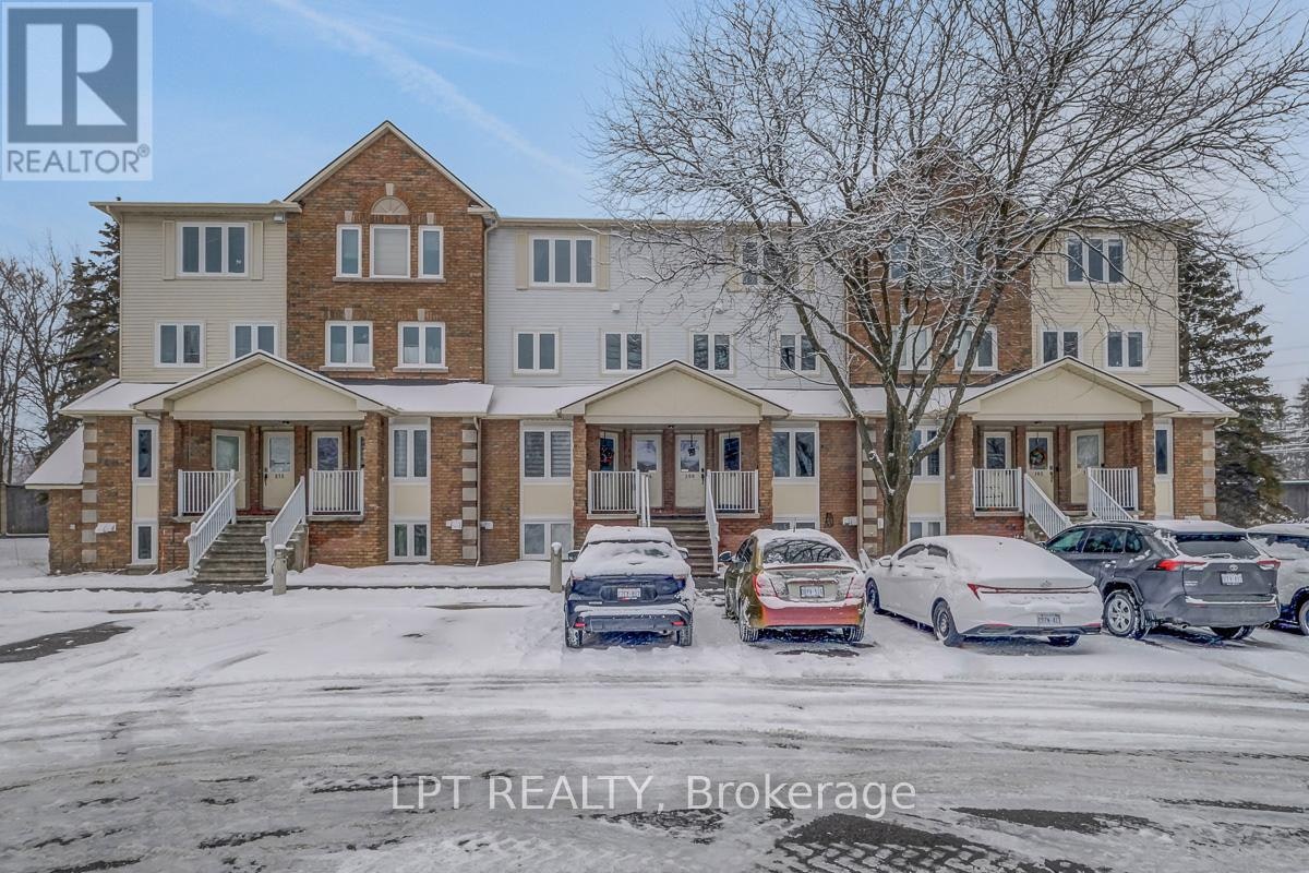 30-204 Briston Private, Ottawa, ON, K1G 5P8