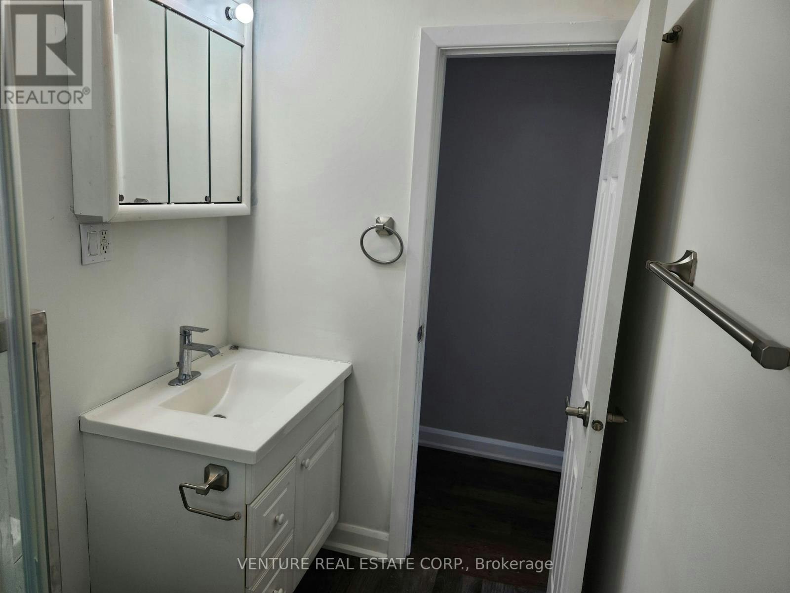 6 Sullivan Drive, New Tecumseth, ON, L0G 1W0 - 29