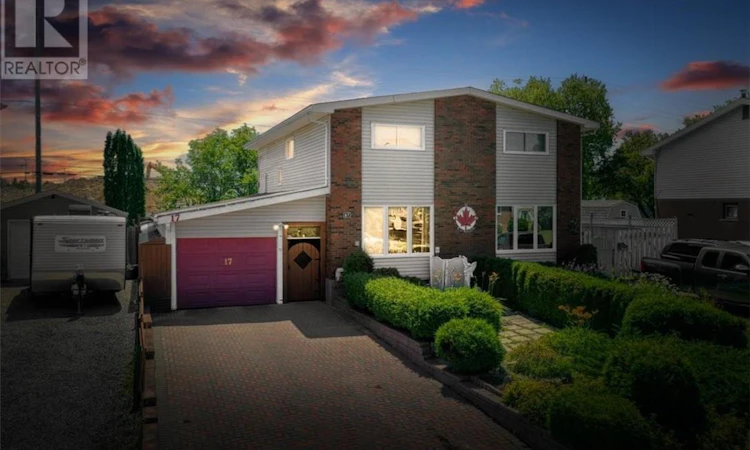 17 Elmhurst Court