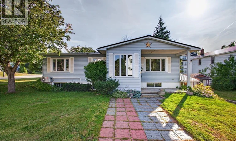 18 Lobban Avenue