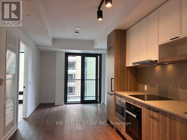 1503-91 Montclair Avenue, Toronto, ON, M5P 0B1 - 2