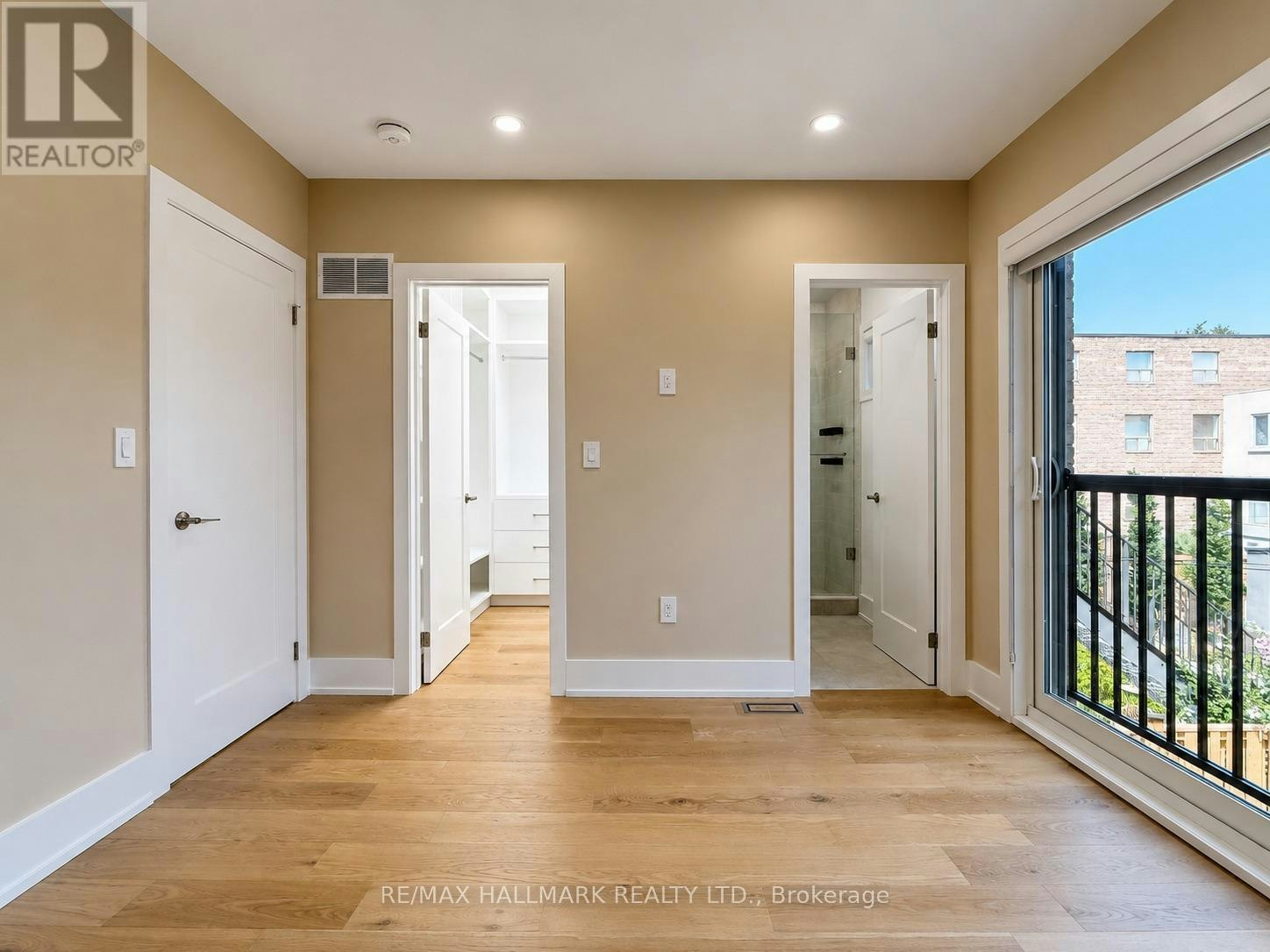 L-72 Jones Avenue, Toronto, ON, M4M 2Z8 - 35