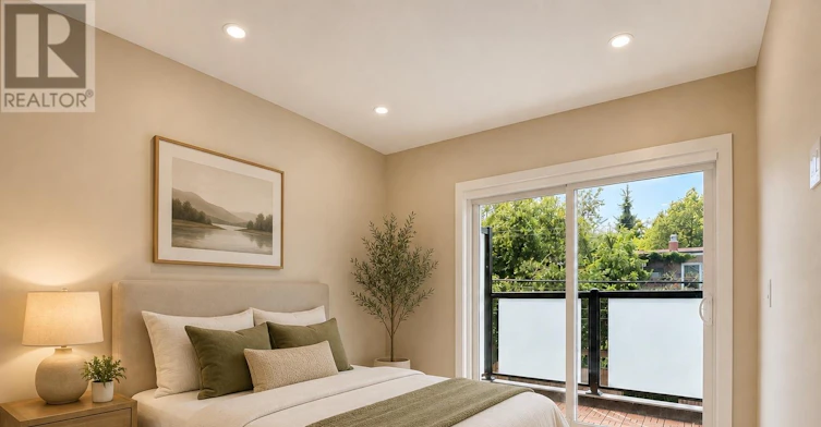 L-72 Jones Avenue, Toronto, ON, M4M 2Z8 - 6