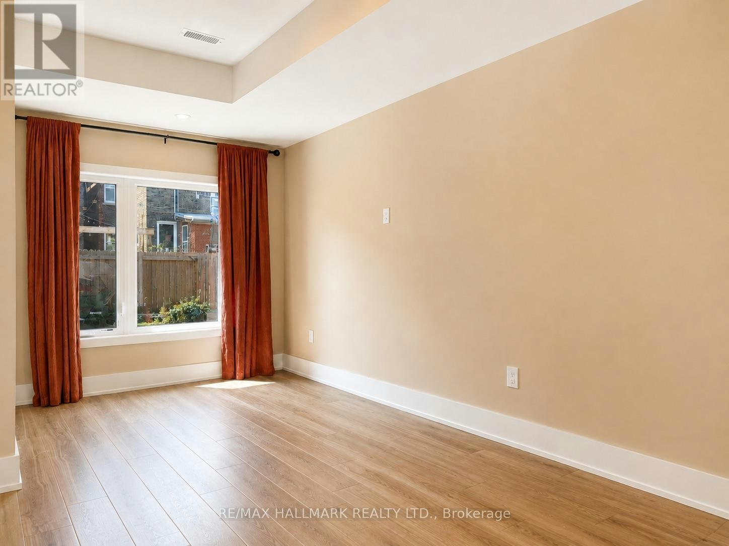 L-72 Jones Avenue, Toronto, ON, M4M 2Z8 - 20