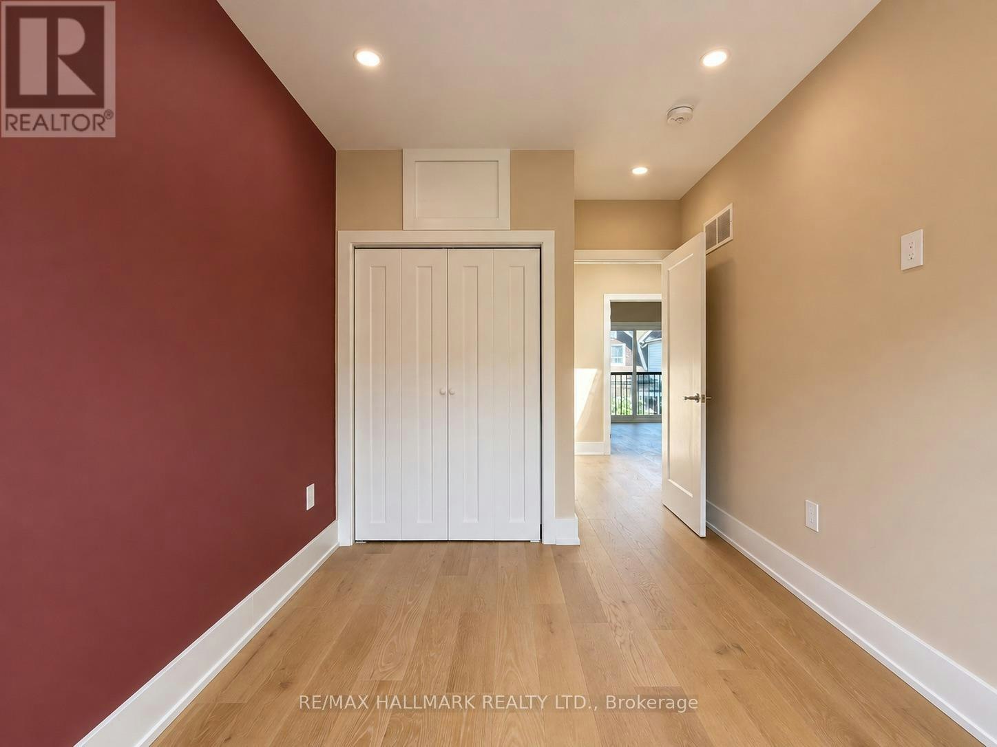 L-72 Jones Avenue, Toronto, ON, M4M 2Z8 - 33