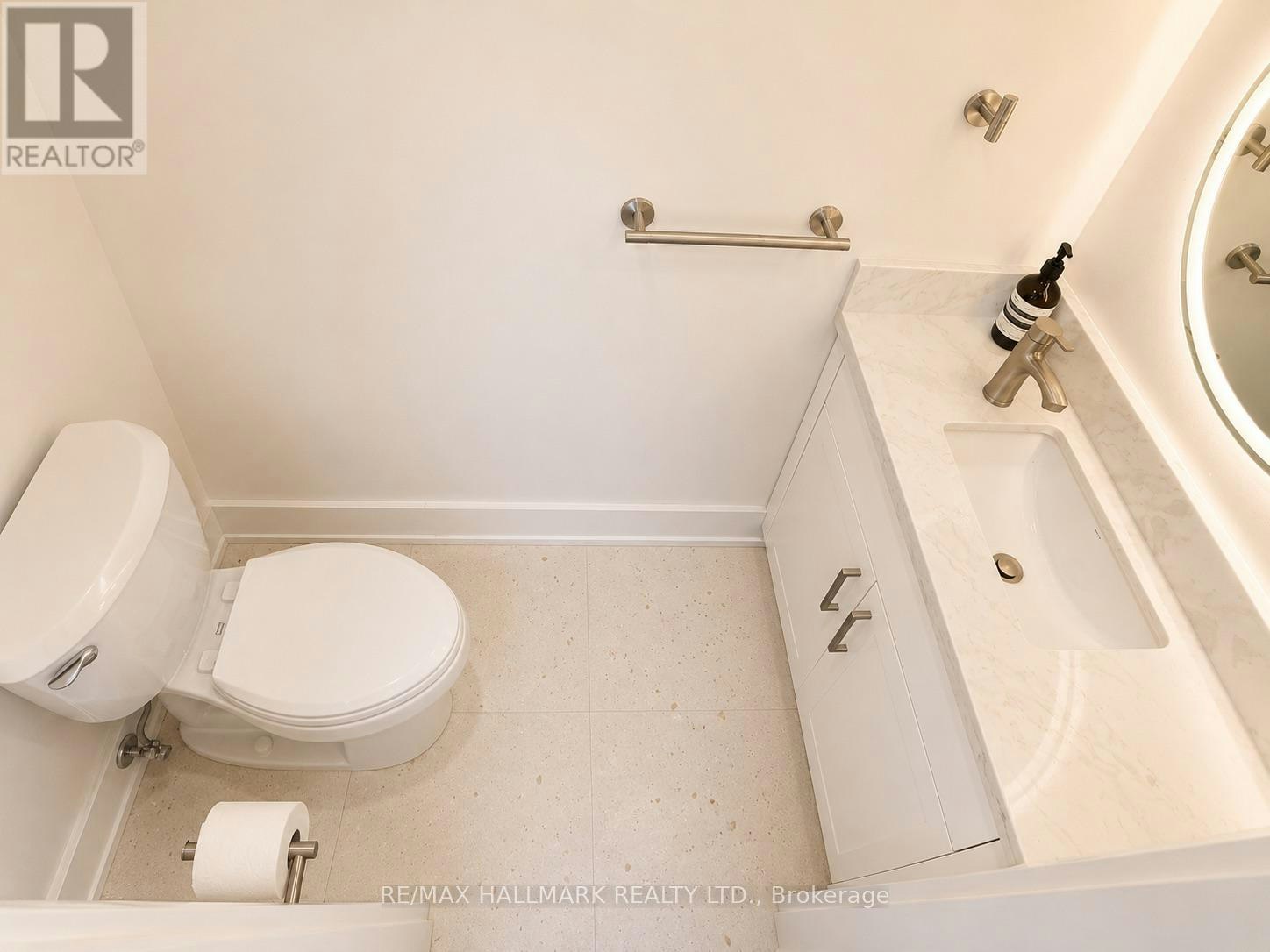 L-72 Jones Avenue, Toronto, ON, M4M 2Z8 - 24