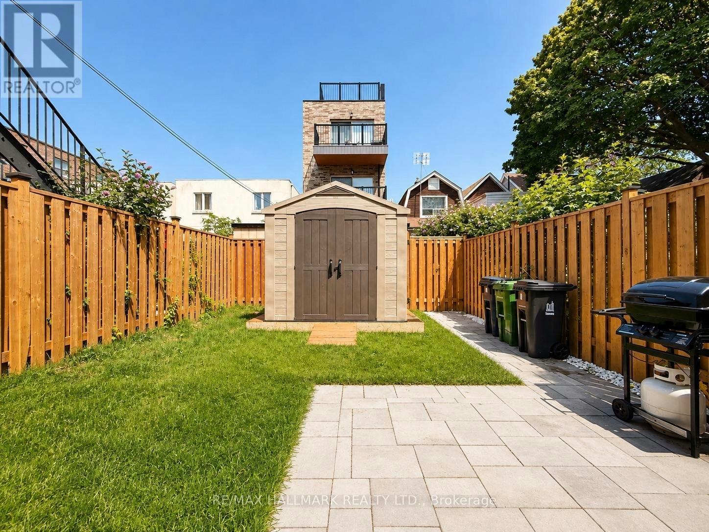 L-72 Jones Avenue, Toronto, ON, M4M 2Z8 - 38