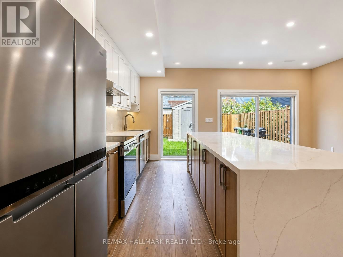 L-72 Jones Avenue, Toronto, ON, M4M 2Z8 - 15