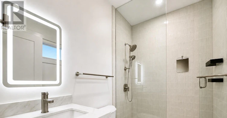 L-72 Jones Avenue, Toronto, ON, M4M 2Z8 - 37