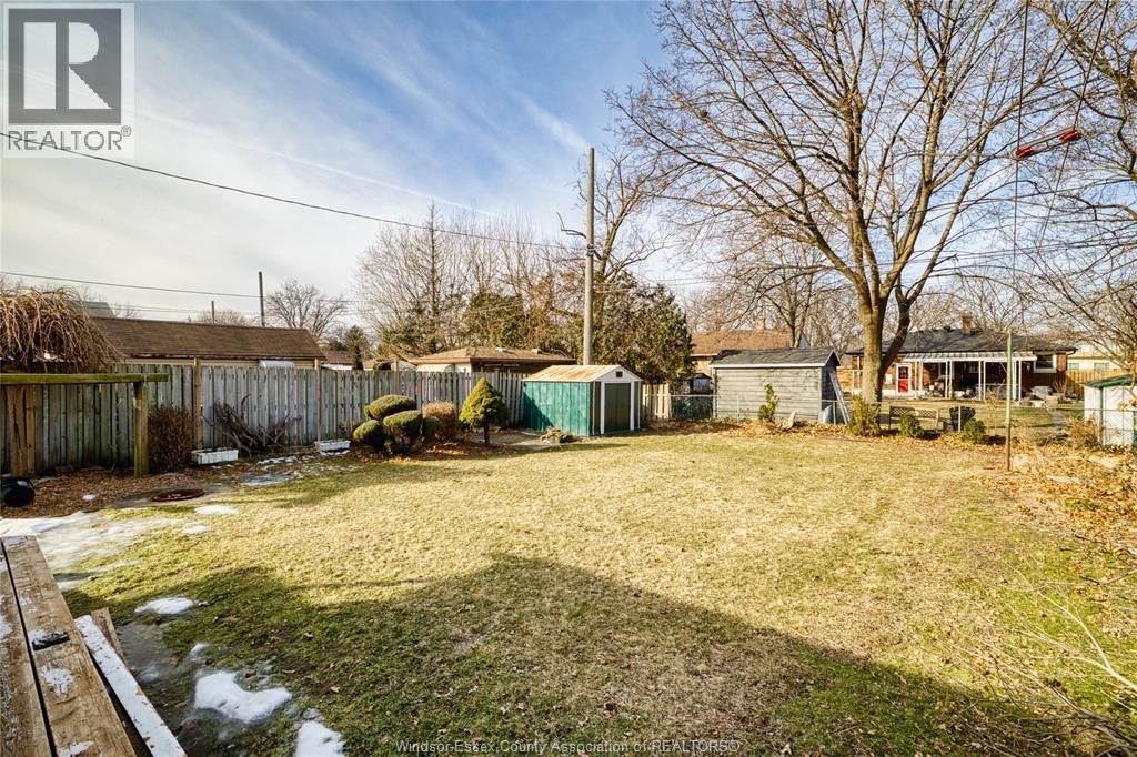 3858 Hillcrest Boulevard, Windsor, ON, N9C 2E3 - 18