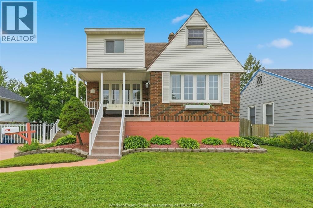260 Laurier, Lasalle, ON, N9J 1L6