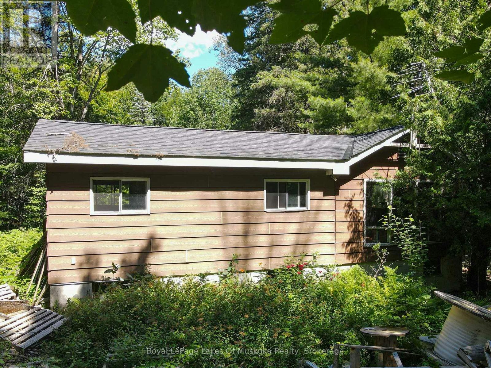 182 Old School House Road, Huntsville, ON, P1H 2J4