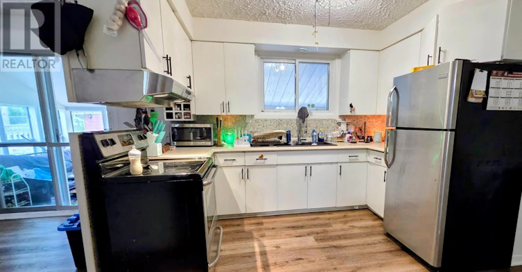 32 Park Drive, Petawawa, ON, K8H 2E1 - 6
