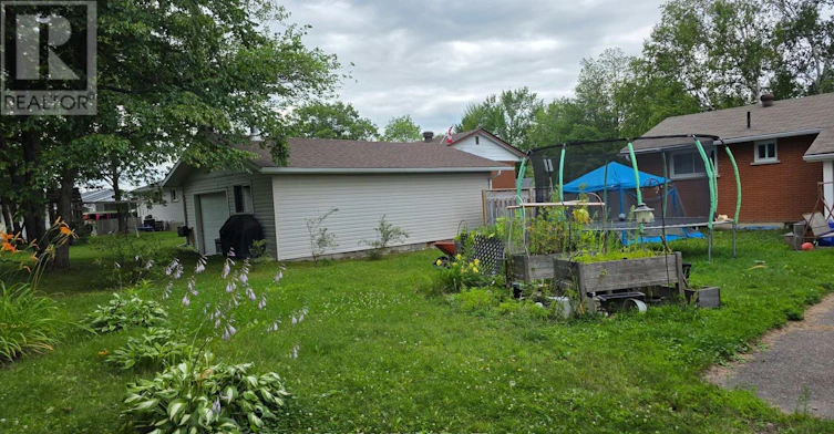 32 Park Drive, Petawawa, ON, K8H 2E1 - 15
