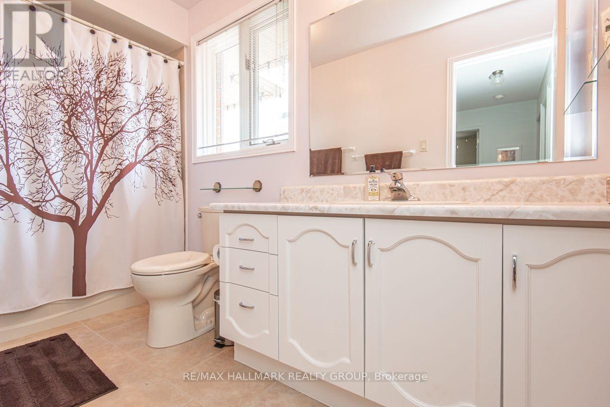 18 Hesse Crescent, Ottawa, ON, K2S 1E4 - 14