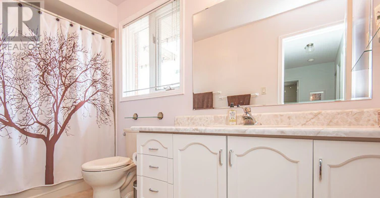 18 Hesse Crescent, Ottawa, ON, K2S 1E4 - 14