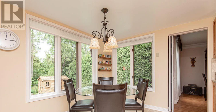 18 Hesse Crescent, Ottawa, ON, K2S 1E4 - 11