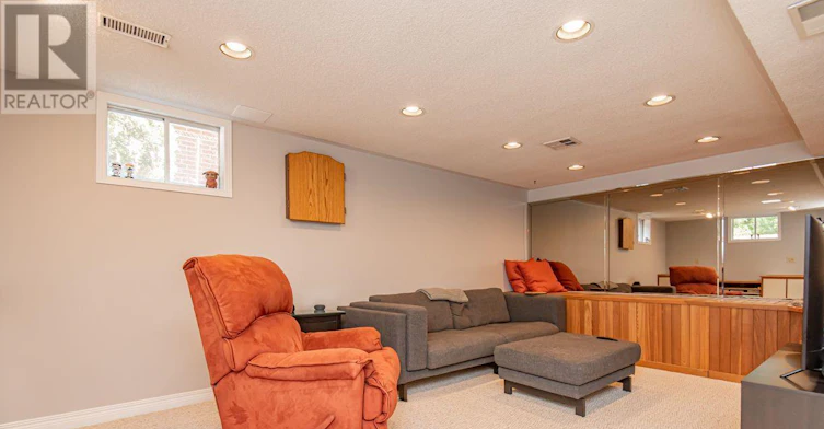 18 Hesse Crescent, Ottawa, ON, K2S 1E4 - 25