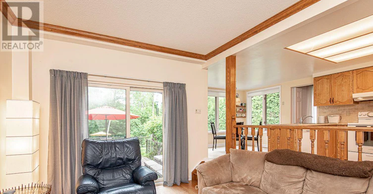 18 Hesse Crescent, Ottawa, ON, K2S 1E4 - 7