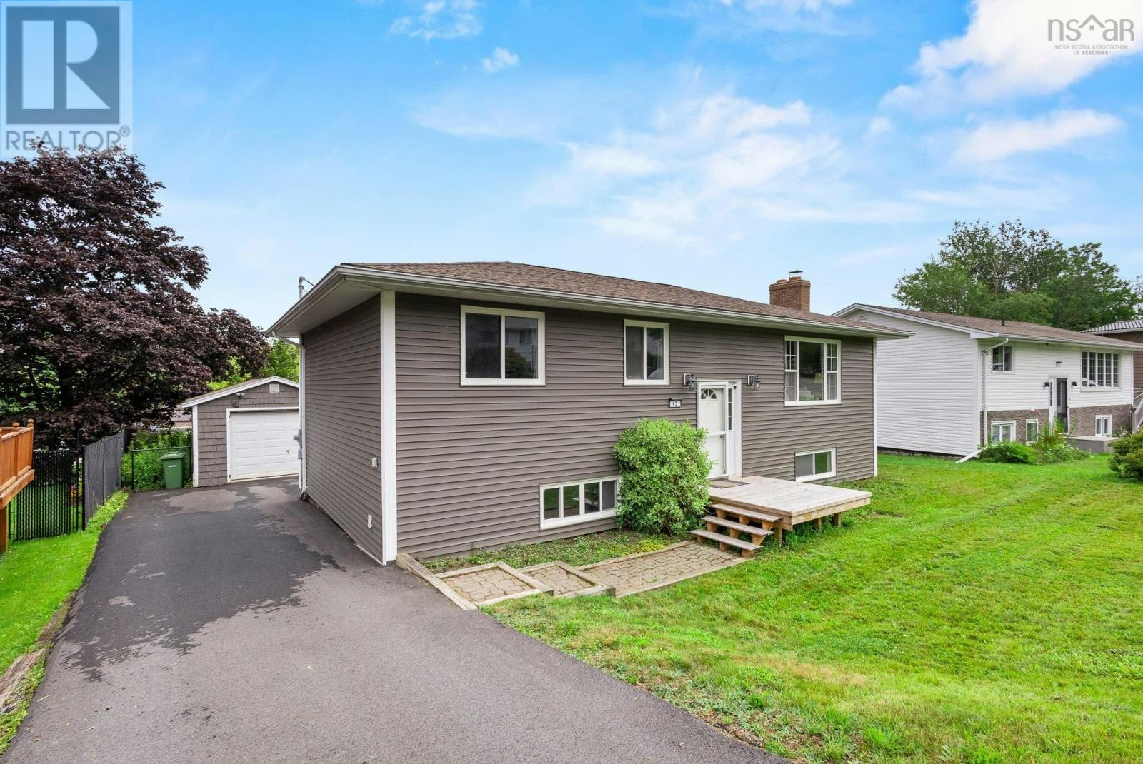 43 Candlewood Lane, Lower Sackville, NS, B4C 1A6