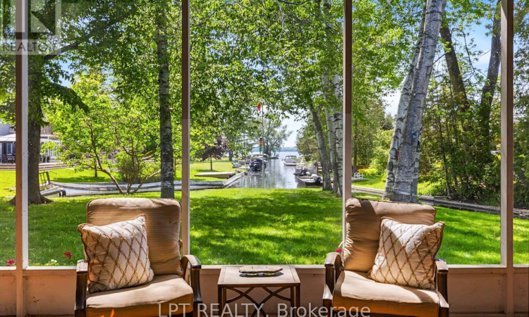 204 The Queensway S