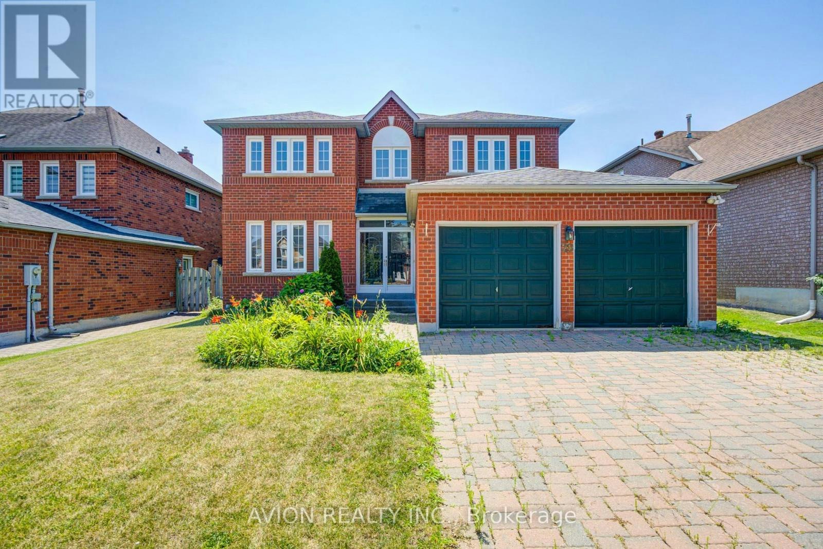29 Charrington Crescent, Markham, ON, L3R 0R2