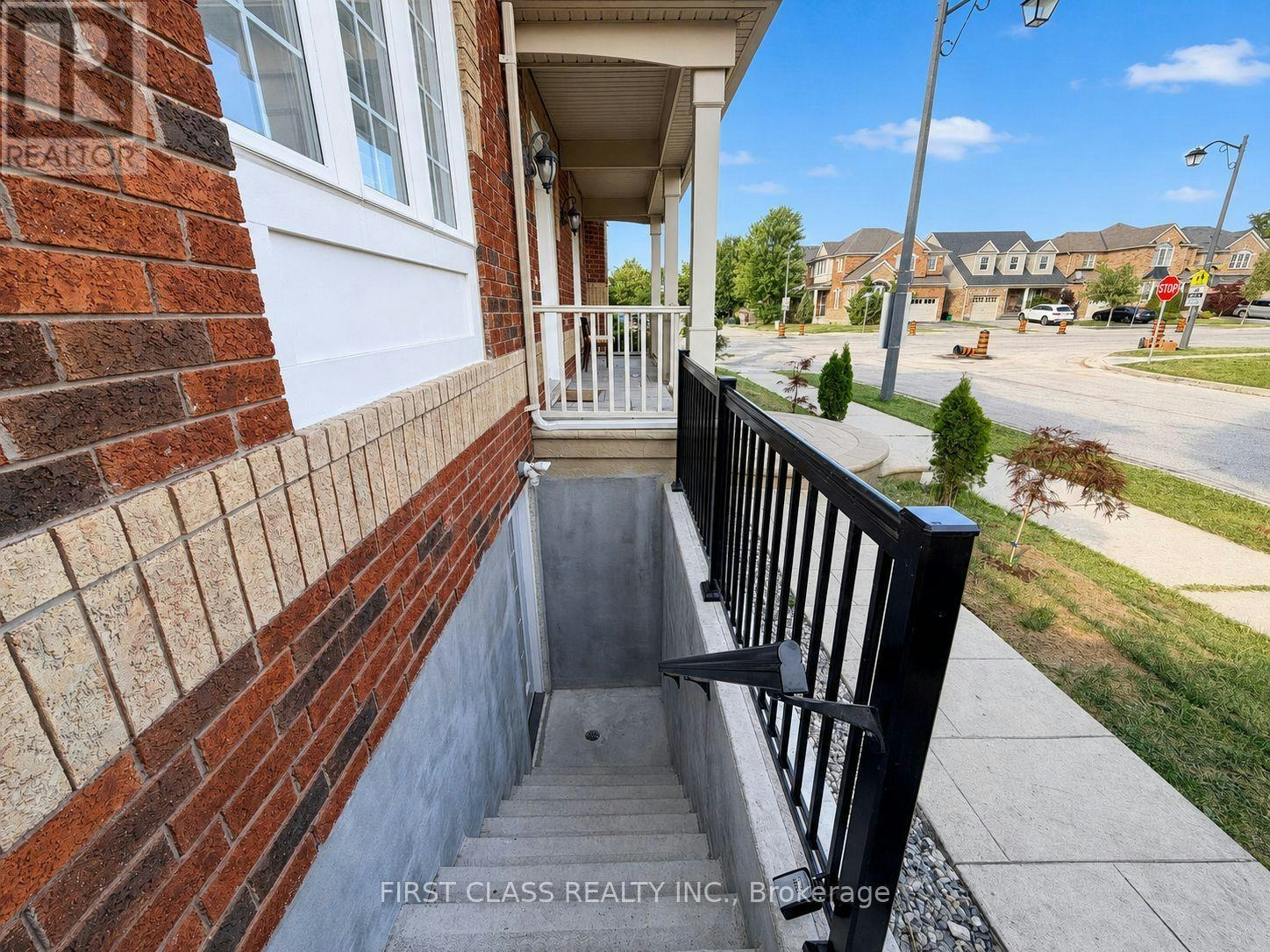 BSMT-720 Savoline Boulevard, Milton, ON, L9T 0X4 - 3