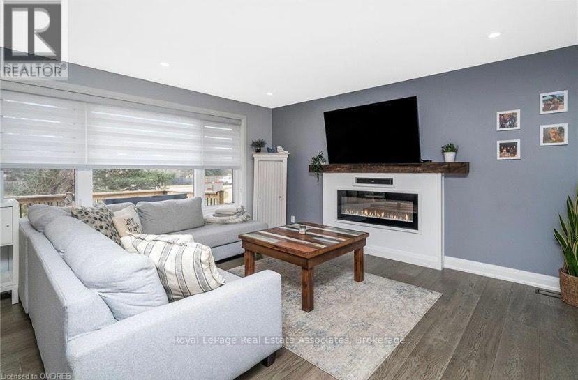 107 Main Street N, Halton Hills, ON, L7G 3H5 - 13