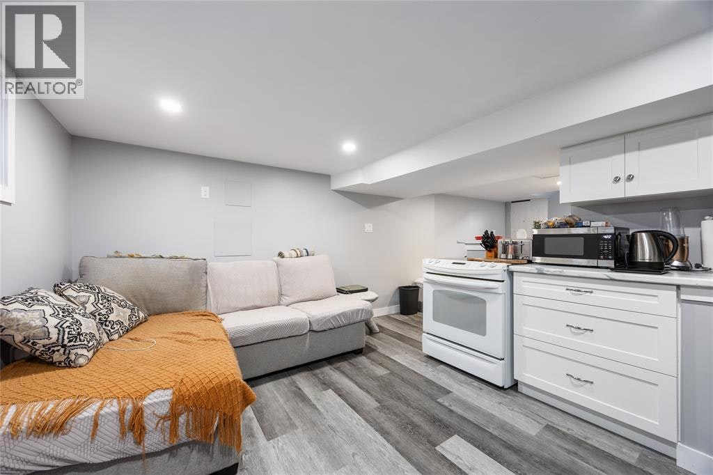 275 Kathleen Avenue, Sarnia, ON, N7T 1E4 - 5