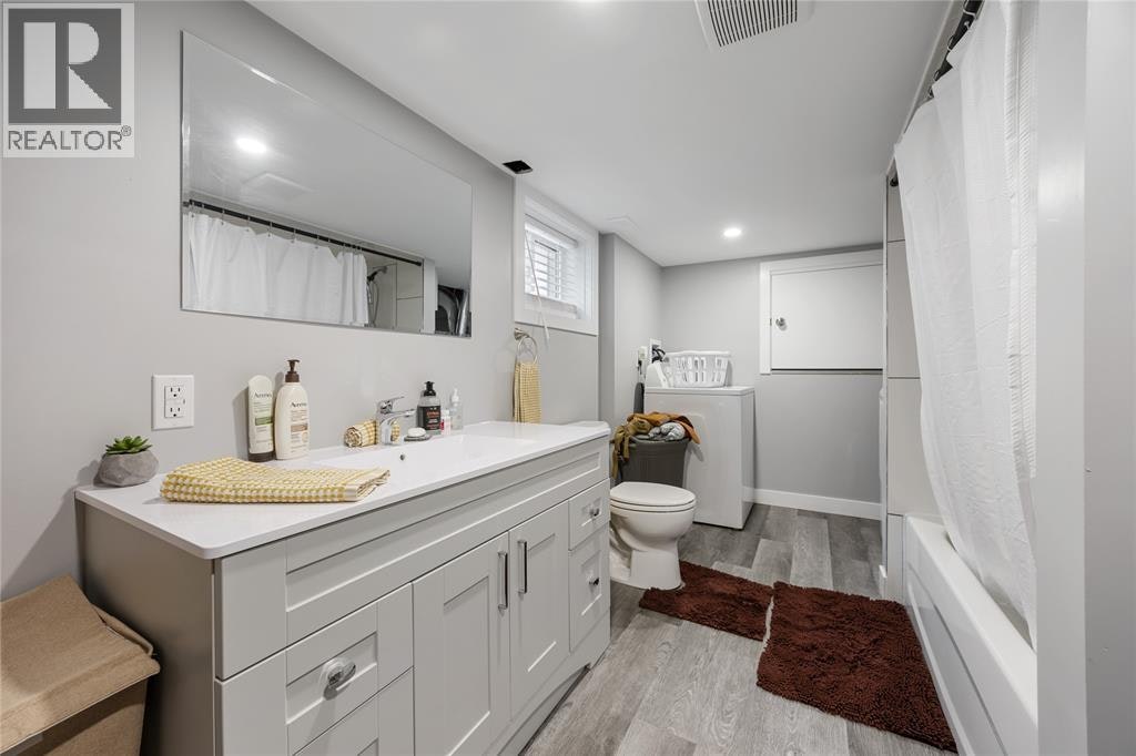 275 Kathleen Avenue, Sarnia, ON, N7T 1E4 - 9